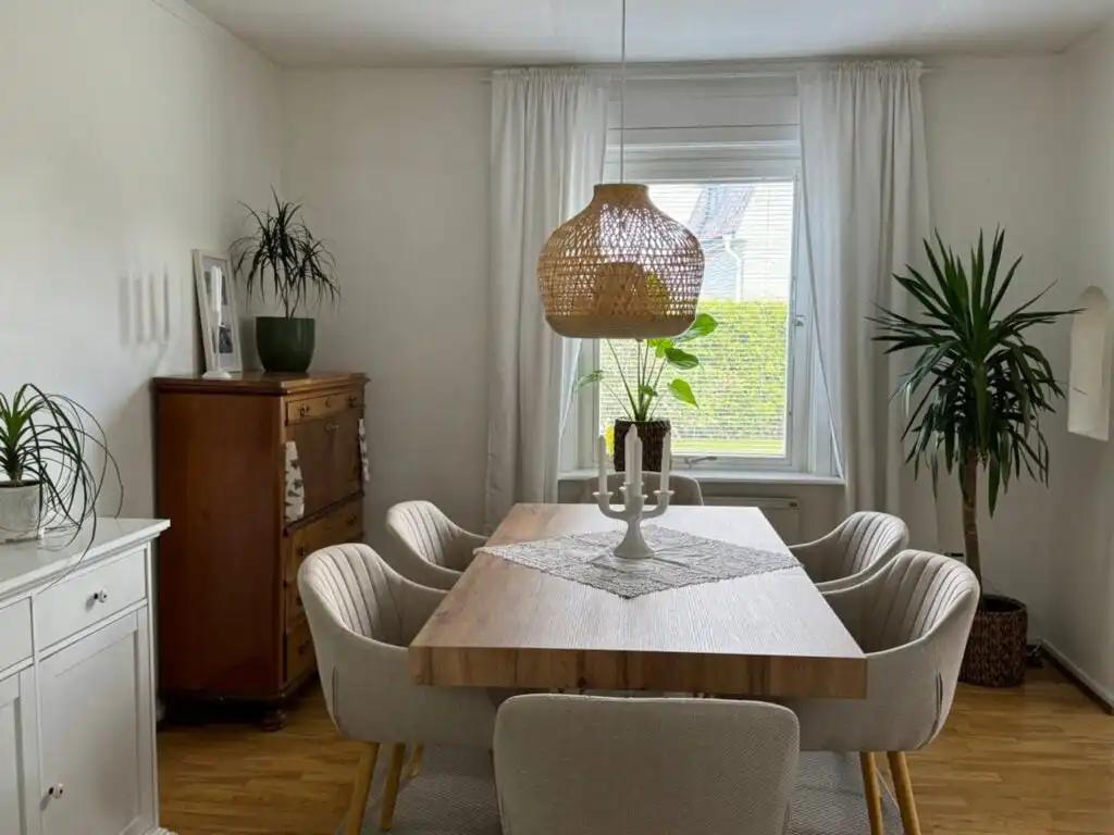 Gemütliches Wohnzimmer im Emil hemma in Småland