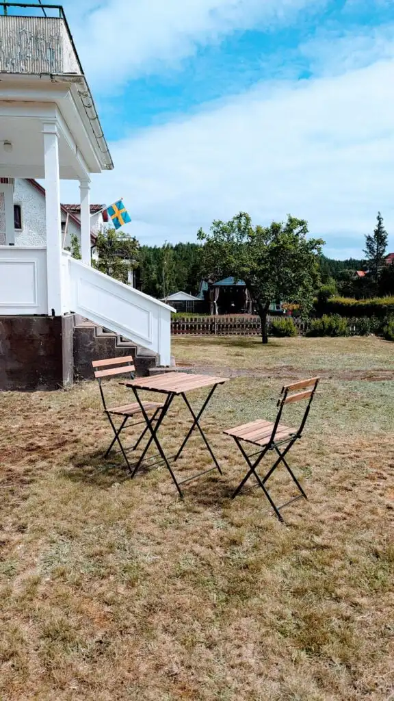 Garten der Villa Langstrumpf in Silverdalen – Familienferienhaus nahe Vimmerby in Småland