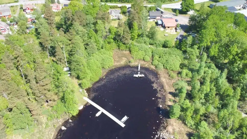 Wald- und Seenlandschaft rund um Villa Lotte – Urlaub in Småland am See