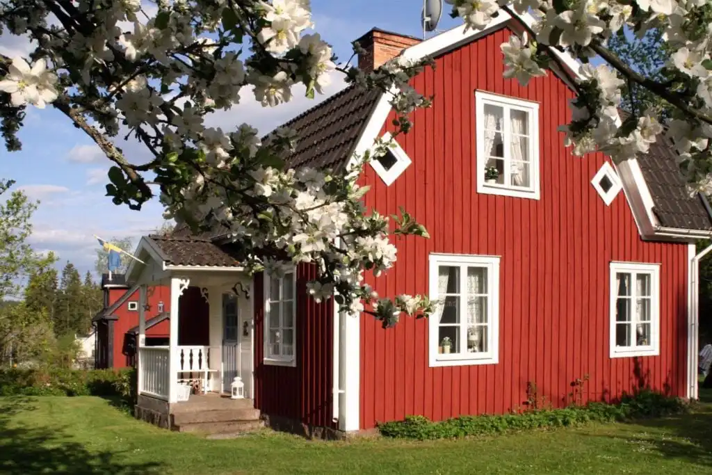 Villa Lilla Ferienhaus in Viserum Småland – klassisches rotes Schwedenhaus in Astrid Lindgren Region