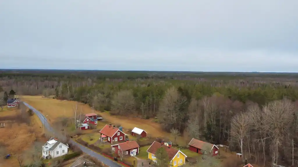 Landschaft bei Berga in Småland – Natur rund um das Ferienhaus Hus Bohult nahe See