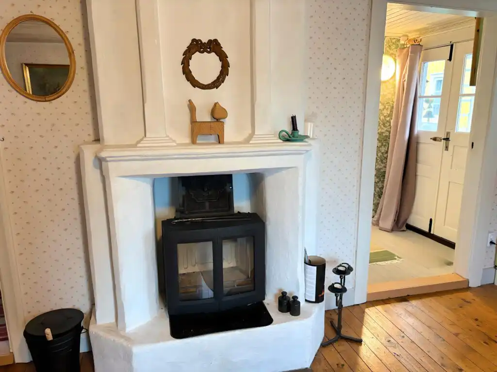 Kamin im Ferienhaus Hus Bohult in Berga – gemütliches Schwedenhaus in Småland