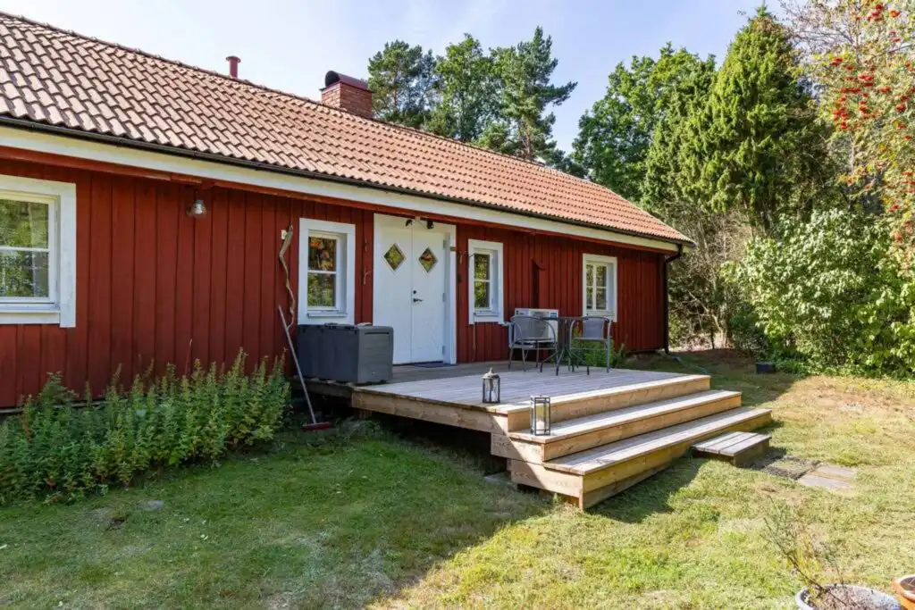 Rotes Ferienhaus Hus Skärgården in Figeholm nahe Ostseeküste