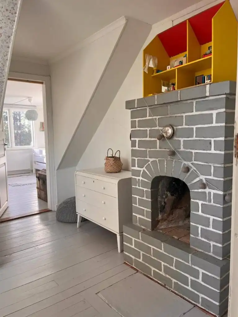 Kamin im Ferienhaus Hus Anna in Berga – typisch schwedischer Charme in Småland