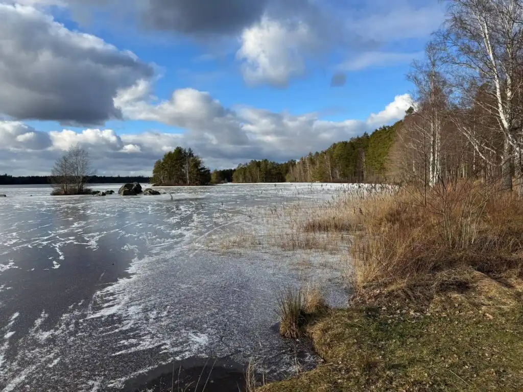 Badesee bei Berga in Småland – Natur und Erholung nahe dem Ferienhaus Hus Anna