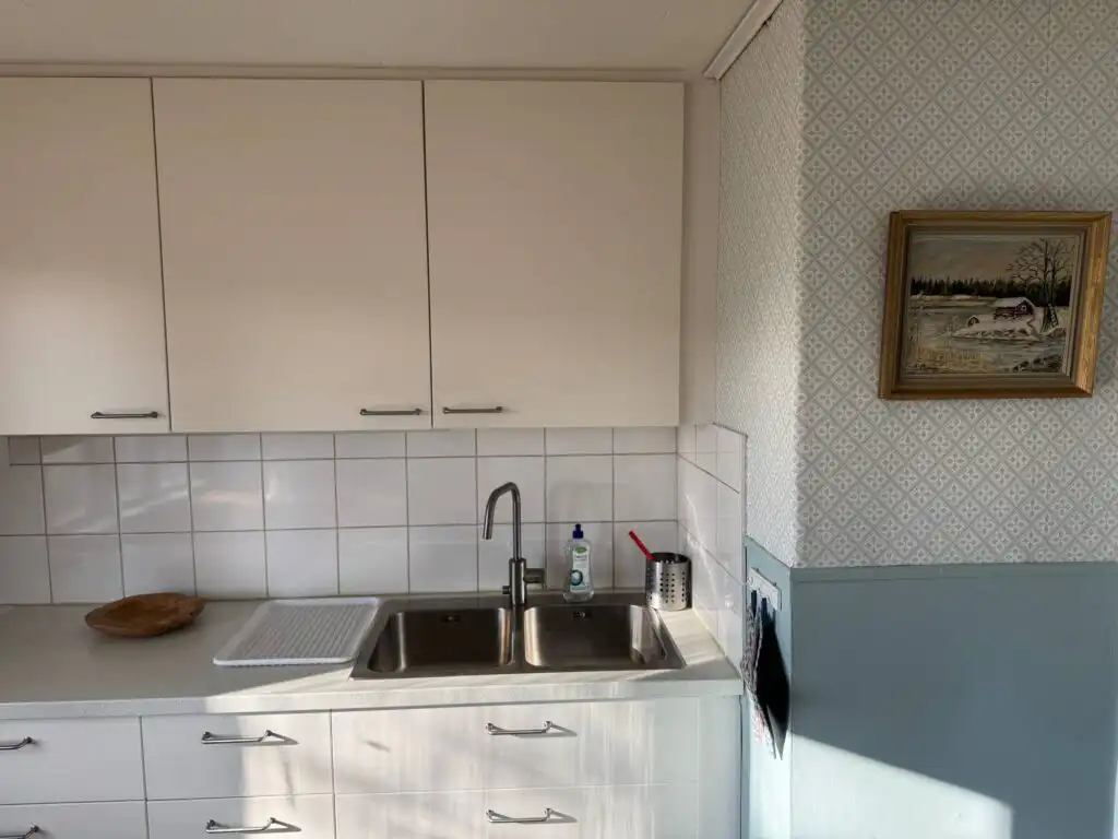 Küche im Ferienhaus Hus Blommenshöns bei Ruda – Ferienhaus in Småland