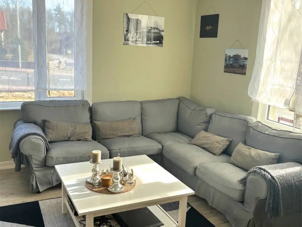 Wohnzimmer im Ferienhaus beim Michel in Järnforsen – allergikergeeignetes Ferienhaus in Småland