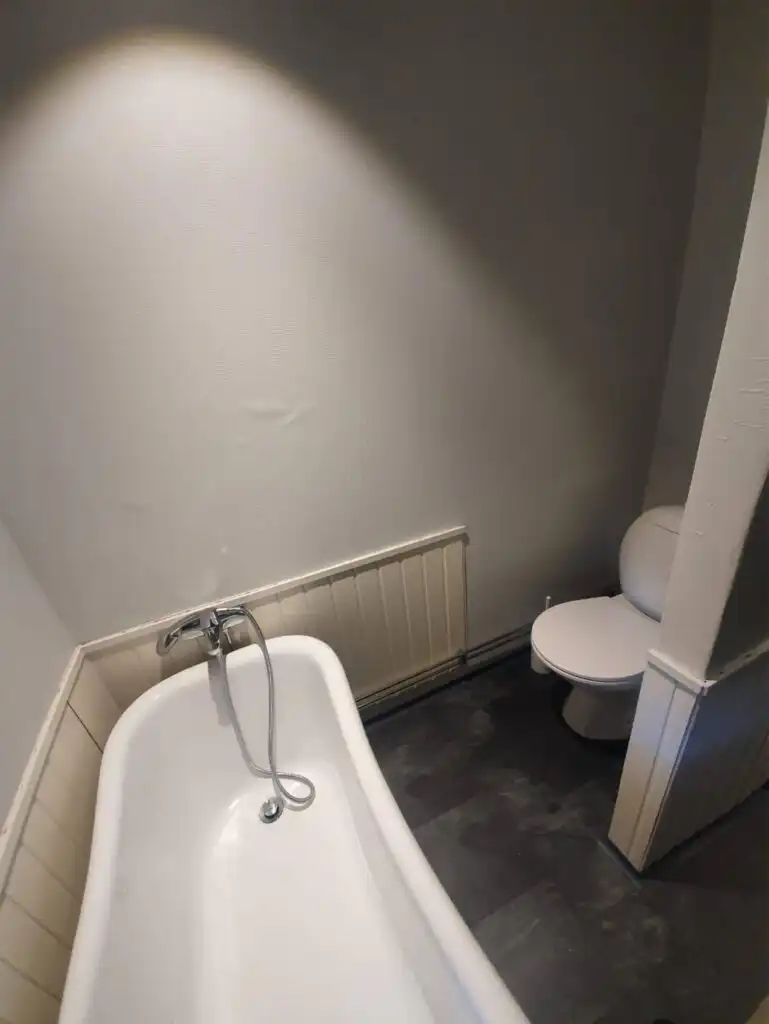 Badezimmer im Ferienhaus beim Michel in Järnforsen – allergikergeeignetes Ferienhaus