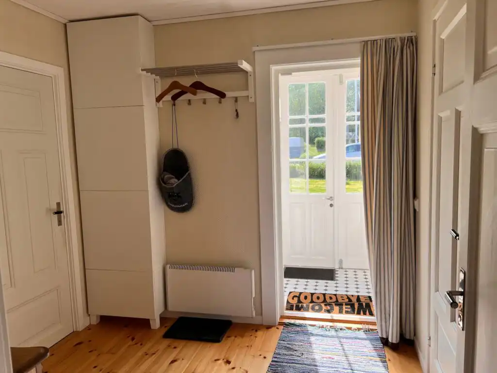 Eingangsbereich im Cottage Marieberg in Unnaryd – charmantes Ferienhaus in Småland