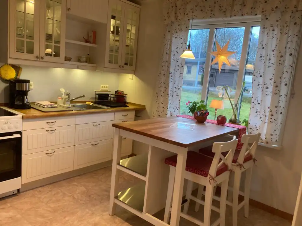 Küche im Cottage Marieberg in Unnaryd – Ferienhaus in Småland mit historischem Charme