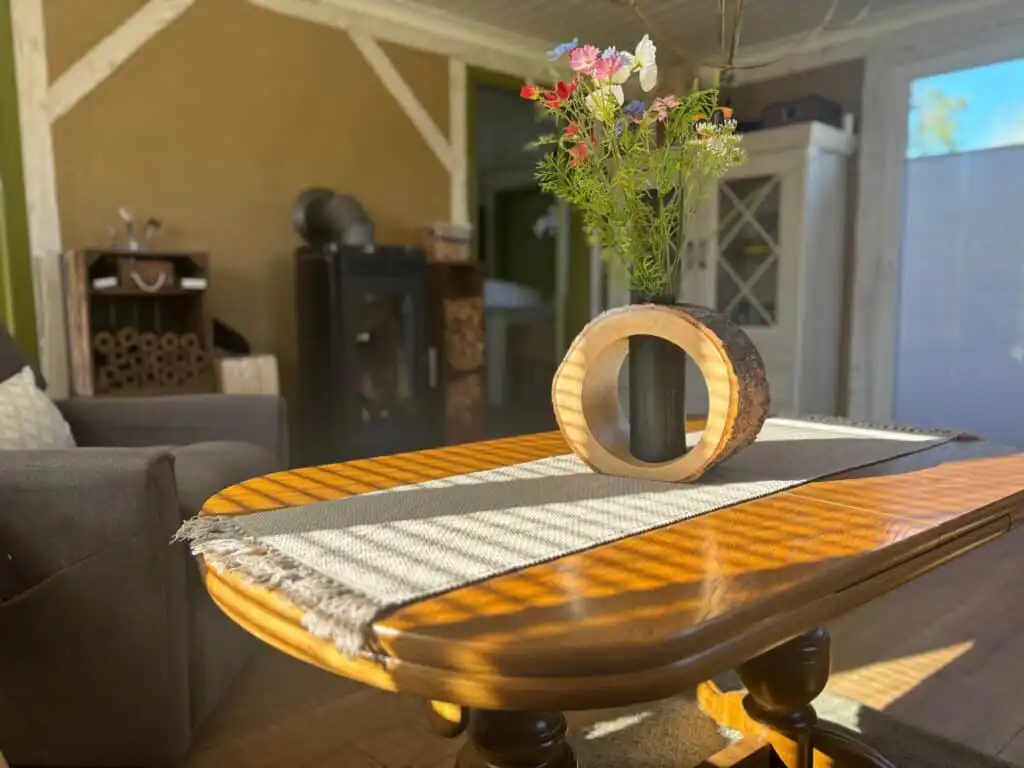 Helles Wohnzimmer im Hus Bockara in Bockara, Småland
