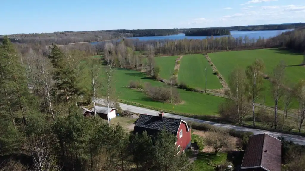 Vogelperspektive vom Hus Mio in Hultsfred mit Blick auf See und Landschaft