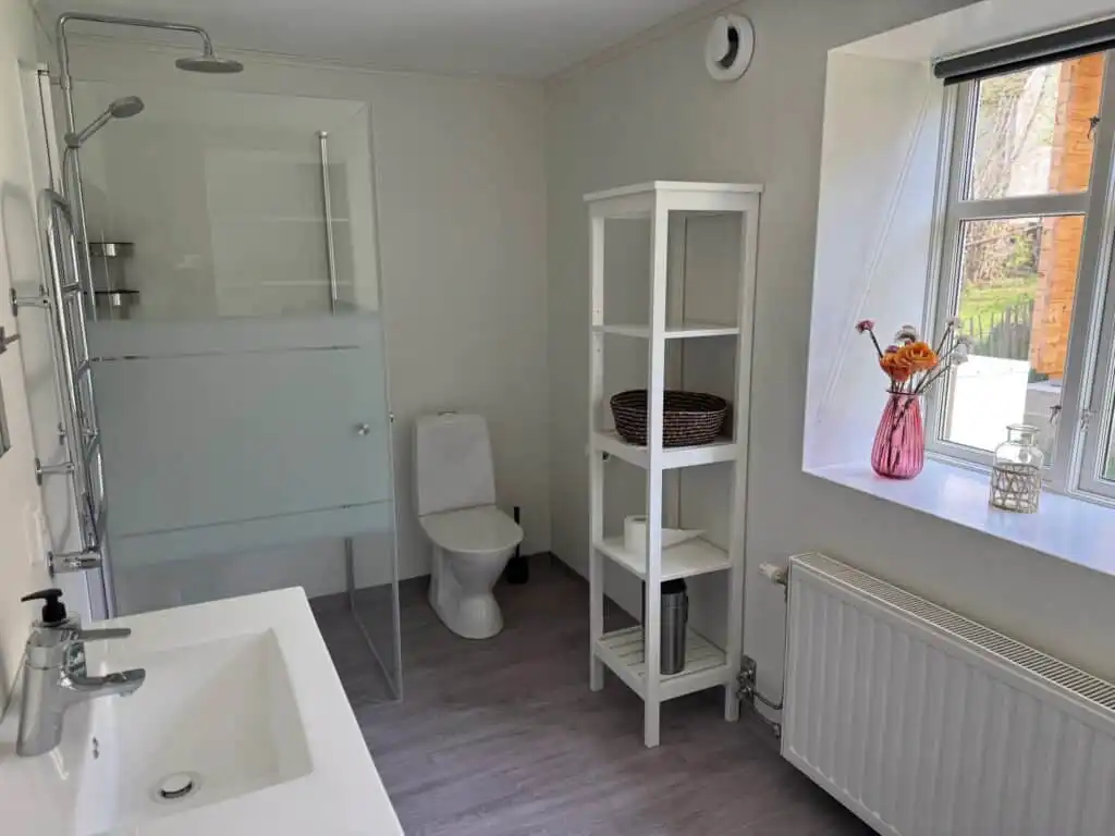 Badezimmer im Ferienhaus Istaby bei Sölvesborg