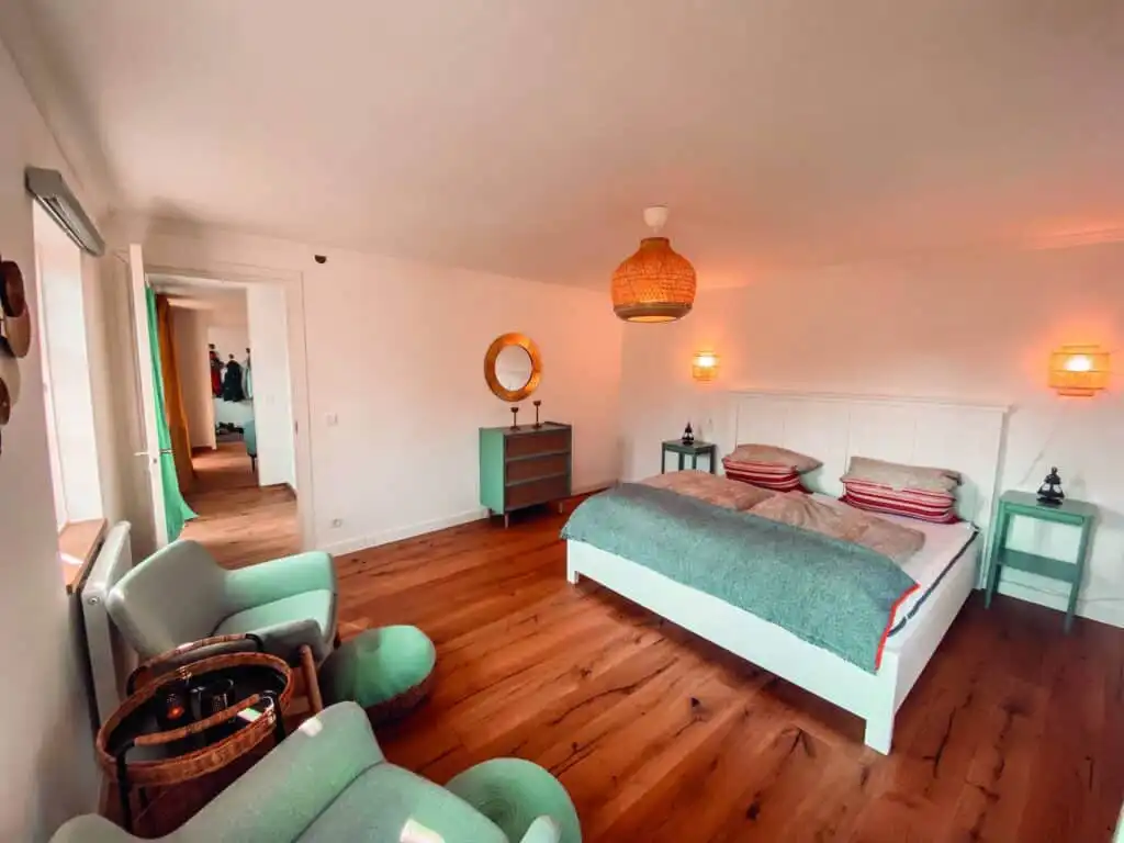 Schlafzimmer im Luxus Ferienhaus Villa Hjortlund auf der Damwildfarm in Tyringe