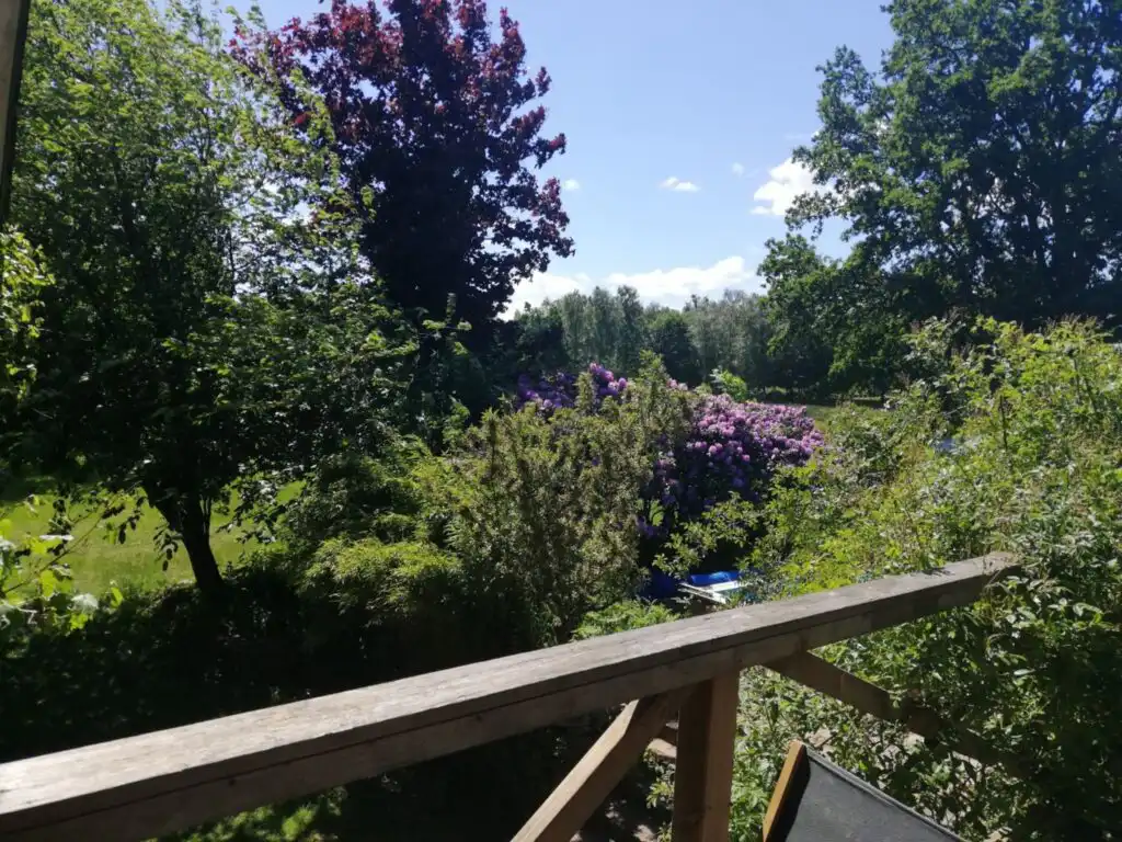 Balkon mit Blick in die Natur bei Tyringe
