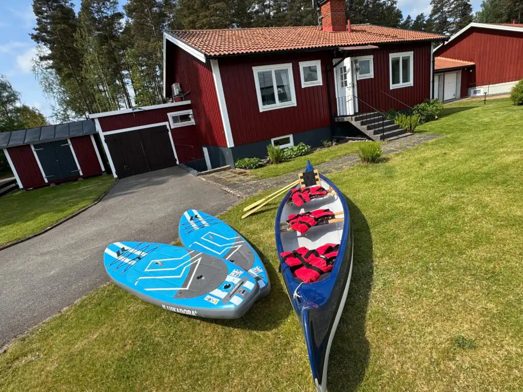 Hus Bellö in Hjältevad mit Kanu – Ferienhaus in Småland nahe Badesee