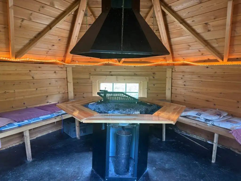 Grillbereich der Ferienwohnung Liljekonvalj in Filipstad – Wellnessurlaub in Värmland