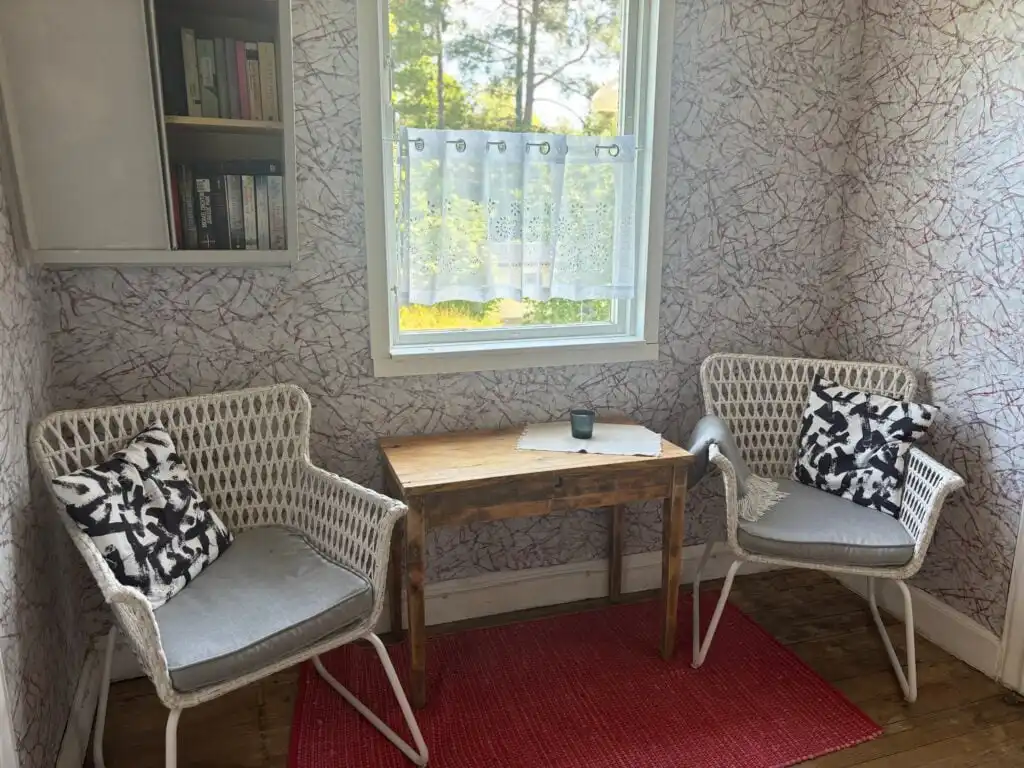 Wohnzimmer Villa Bela Ferienhaus in Småland – gemütlicher Wohnbereich für Familienurlaub