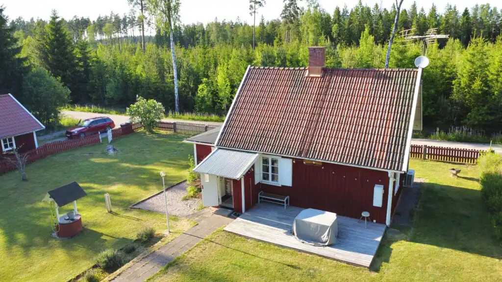 Vogelperspektive vom Ferienhaus Hus Jorgentorp – Schwedenhaus in ruhiger Lage bei Emmaboda in Småland