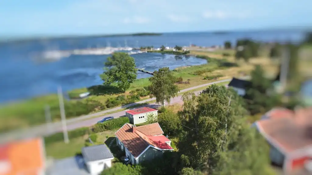 Vogelperspektive auf Lilla Lycka in Timmernabben an der Ostseeküste Smålands