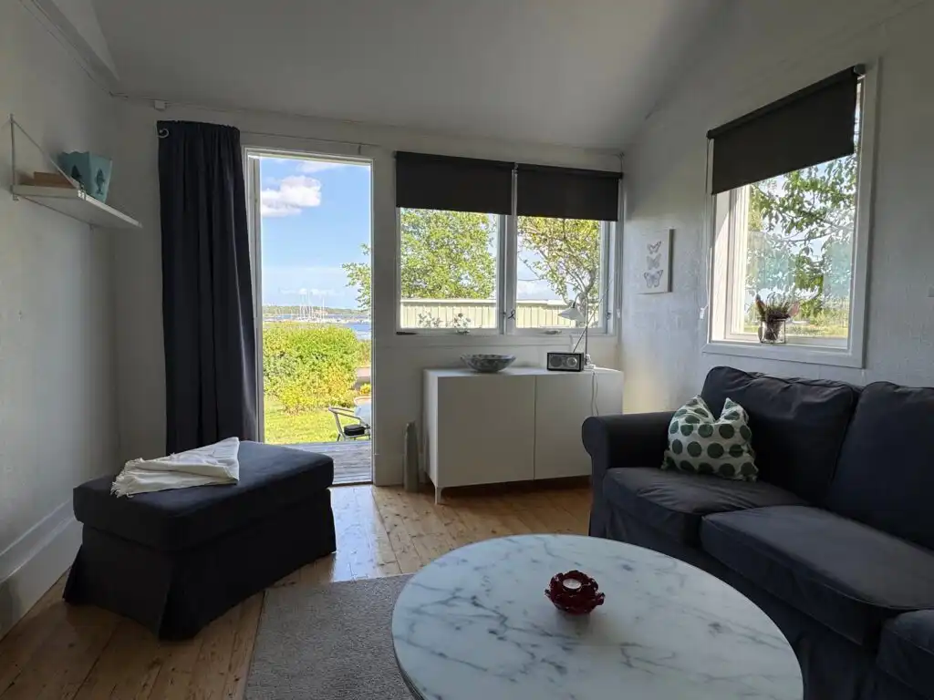 Wohnzimmer mit Meerblick in Lilla Lycka Timmernabben, Småland
