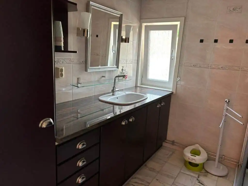 Modernes Badezimmer im Ferienhaus – Villa Seeblick für Familien und Gruppen