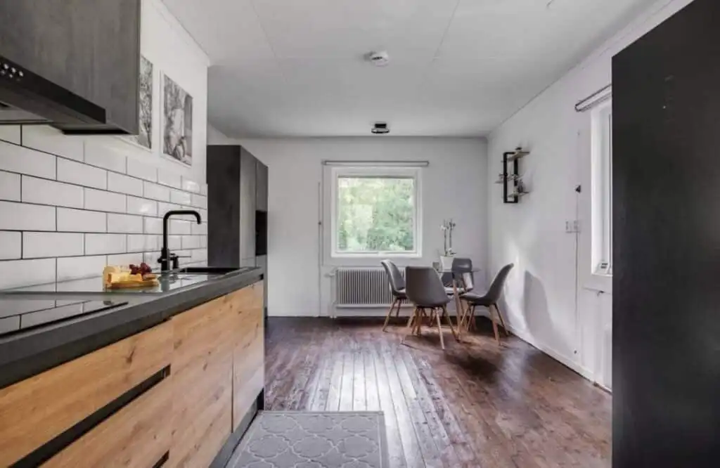 Neue moderne Küche – Ferienhaus Villa Orreforshult im Glasriket Schweden