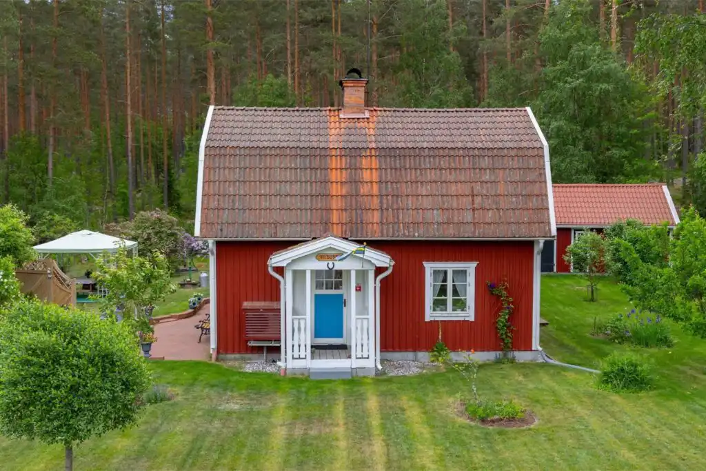 Hauptansicht des Ferienhauses Lindgren Land in Vimmerby nahe Astrid Lindgren Värld