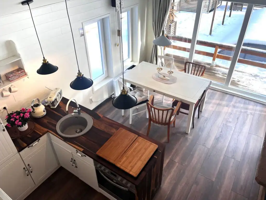 Wohnzimmer mit Essbereich im Ferienhaus Vara Hemma in Blekinge