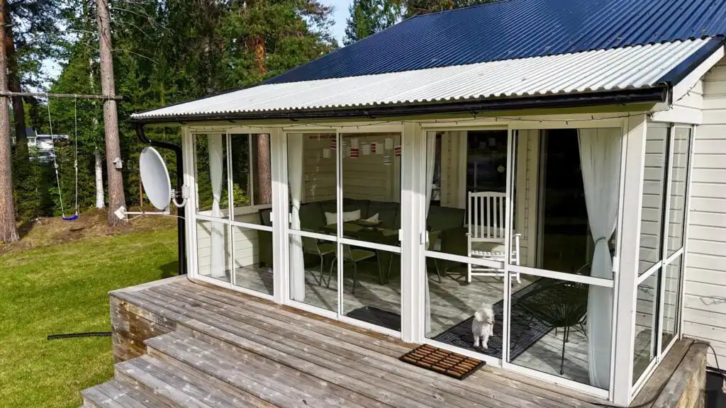 Villa Davvi dállu Ferienhaus in Vidsel Lappland mit großer Veranda