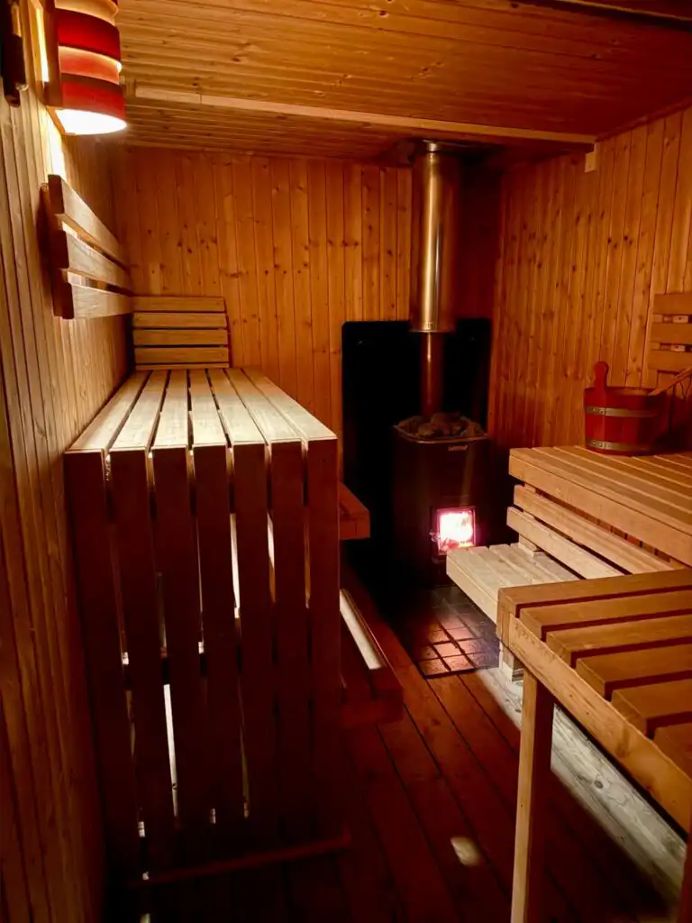Sauna im Ferienhaus Villa Davvi dállu in Lappland