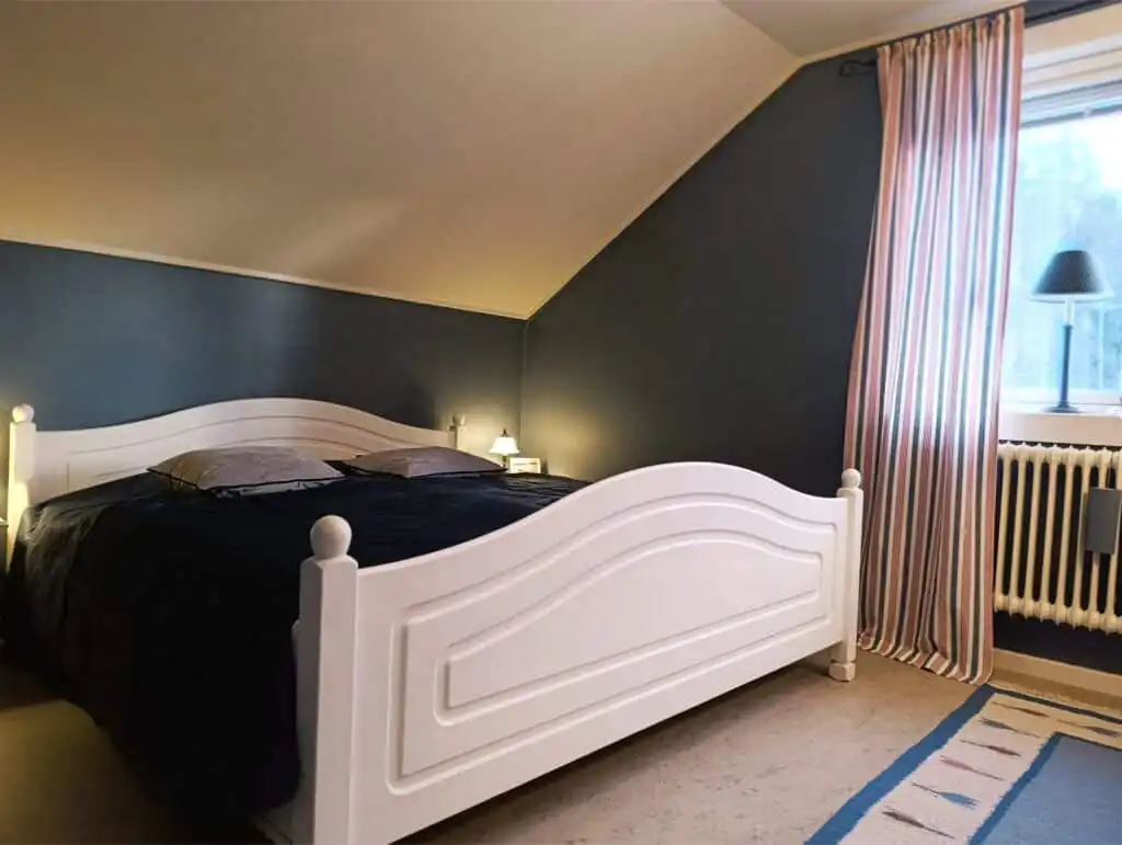 Schlafzimmer im Ferienhaus Hus Fee – Ferienhaus nahe See bei Fredriksberg in Dalarna