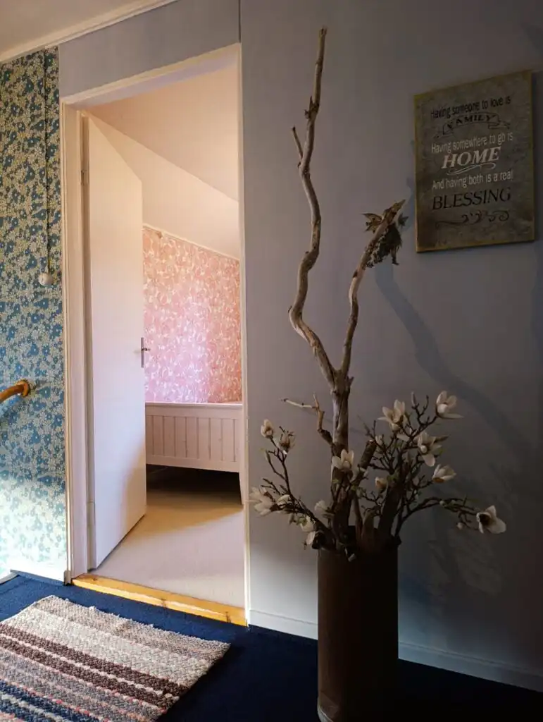 Dekoratives Detail im Ferienhaus Hus Fee – liebevolle Einrichtung im Schwedenhaus