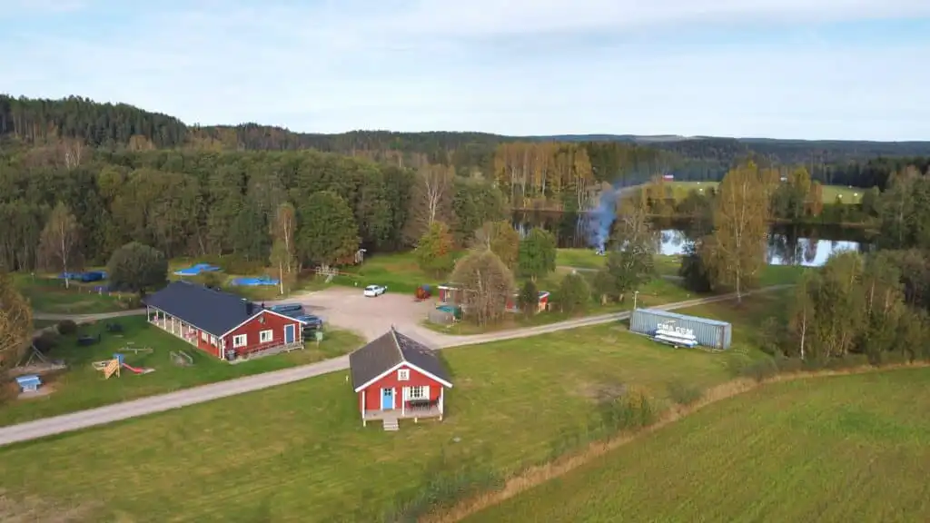 Ferienhäuser auf Campingplatz in Stöllet – Natururlaub nahe der Pomp Stuga in Värmland