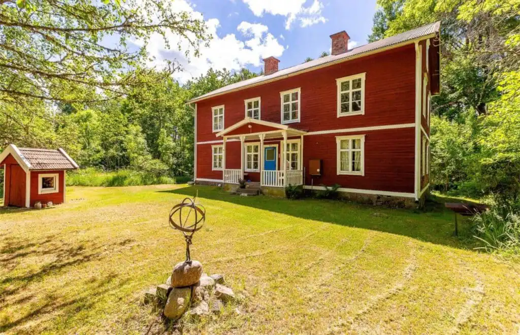 Hauptansicht vom Ferienhaus Hus Flatehult – Ferienhaus für bis zu 12 Personen in Schweden