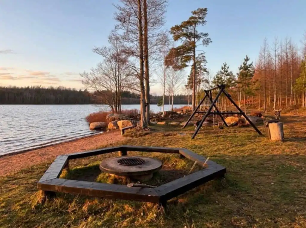 See bei Holmsjö in Småland – Bade- und Angelmöglichkeiten nahe dem Ferienhaus Stensjö
