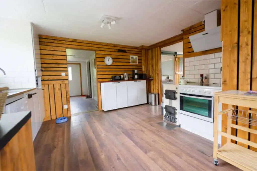 Geräumige Küche im Hus Lönnbacka in Eringsboda