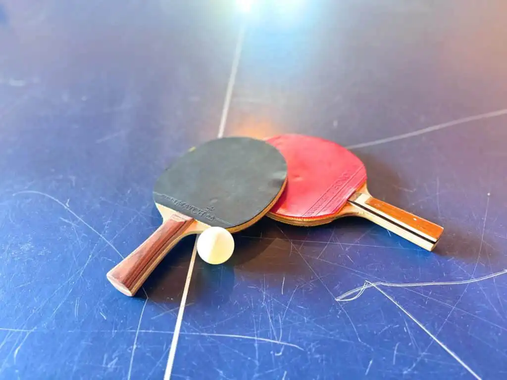 Tischtennis im Ferienhaus Stora Hultet in Småland
