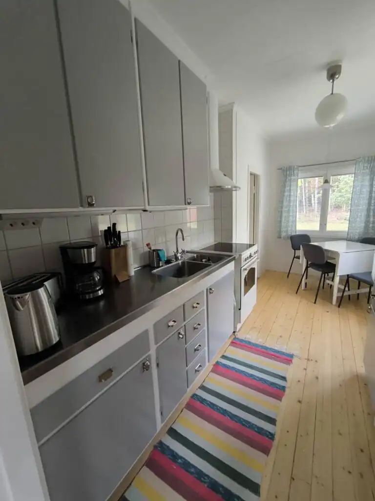 Küche mit Arbeitsfläche Ferienhaus Jämtland Schweden