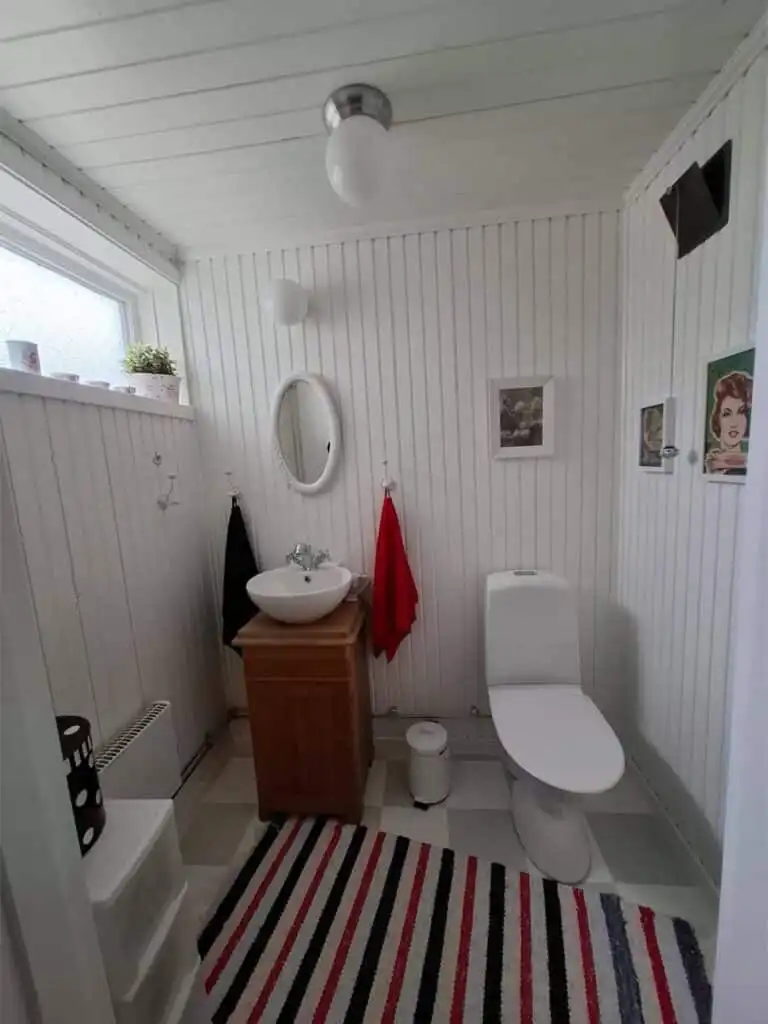 Badezimmer mit Dusche Ferienhaus Hus Indalsälven Jämtland