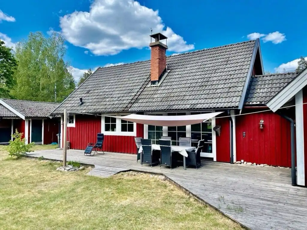 Rotes Ferienhaus Villa Yasjö mit Terrasse in ruhiger Lage in Blekinge