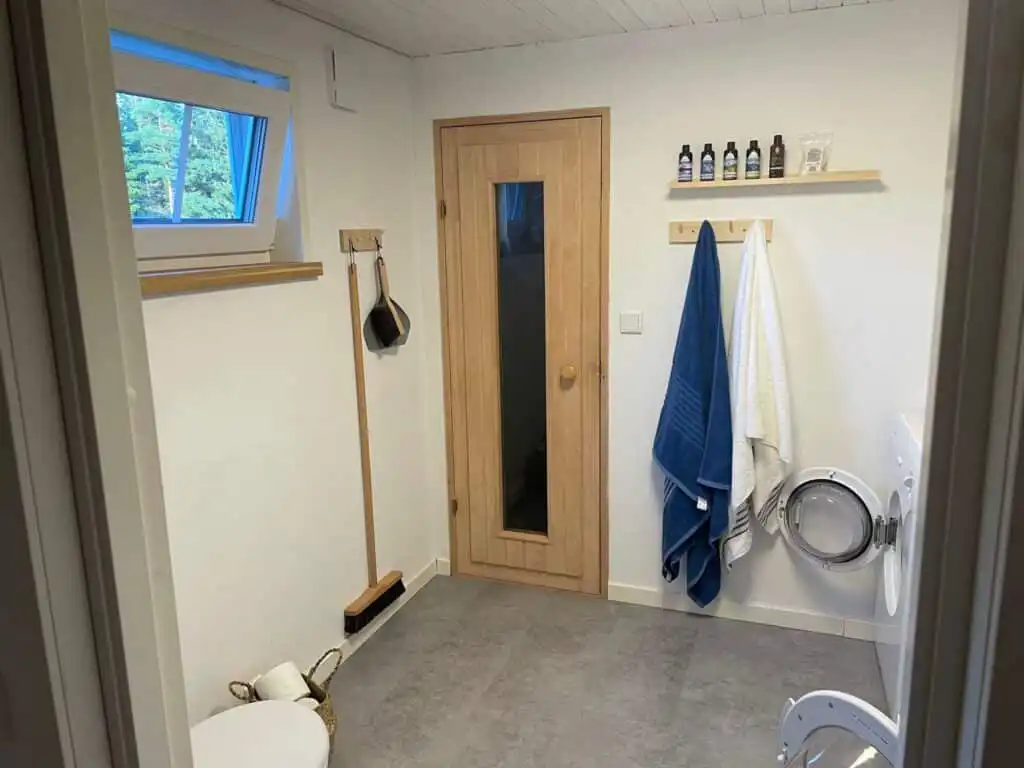 Badezimmer mit Sauna