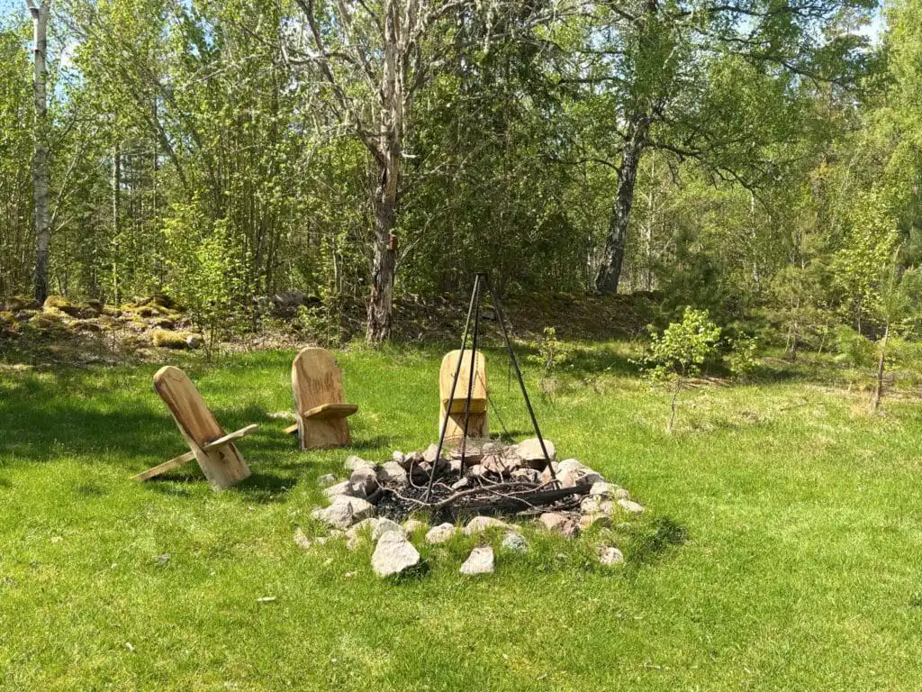 Feuerstelle am Ferienhaus Hus Kråksmåla