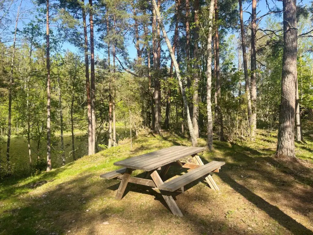 Picknickplatz im Naturgarten direkt am Emån