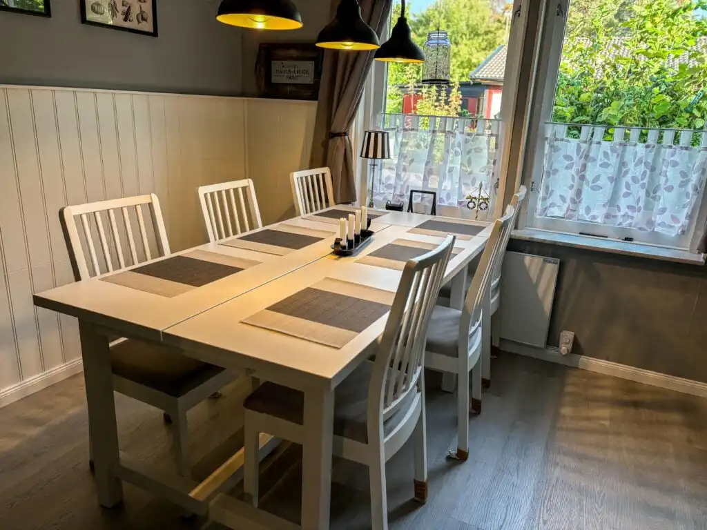 Essbereich in der Küche des Ferienhauses Hus Thovid