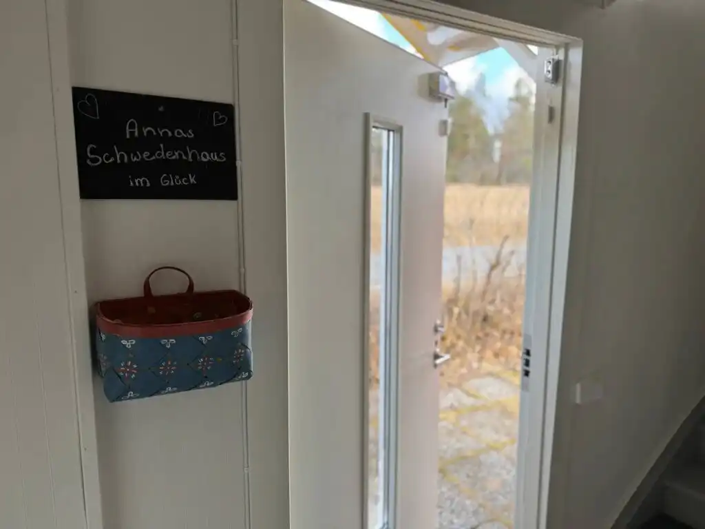 Flur im Ferienhaus Hus Anna in Berga – liebevoll eingerichtetes Ferienhaus in Småland