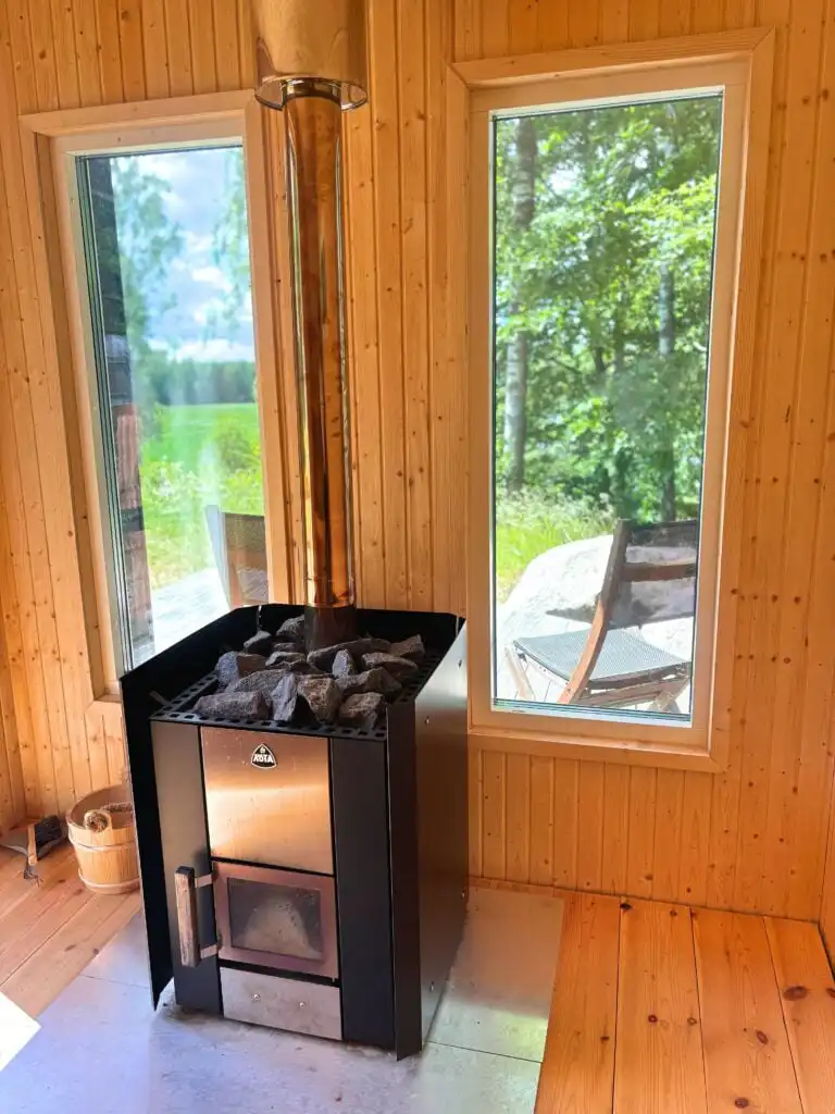 Sauna im Garten der Villa Bergsmåla