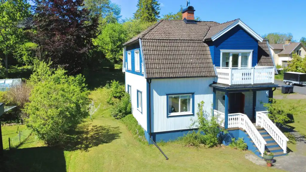 Modernes Ferienhaus Connys Hus mit großem Garten in ruhiger Lage in Kosta, Småland