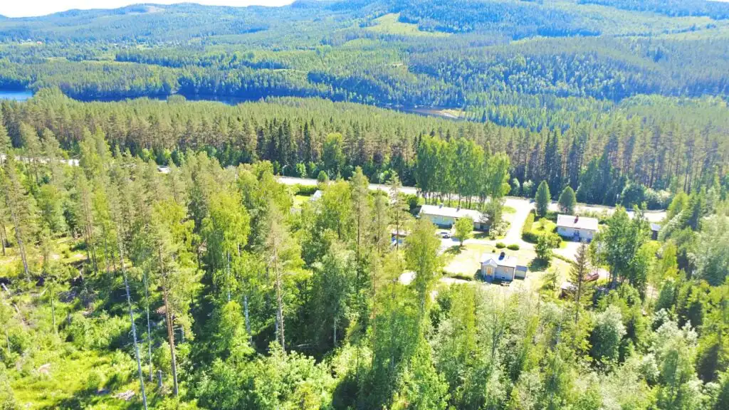 Luftaufnahme von Krångede im Ragundatal in Jämtland
