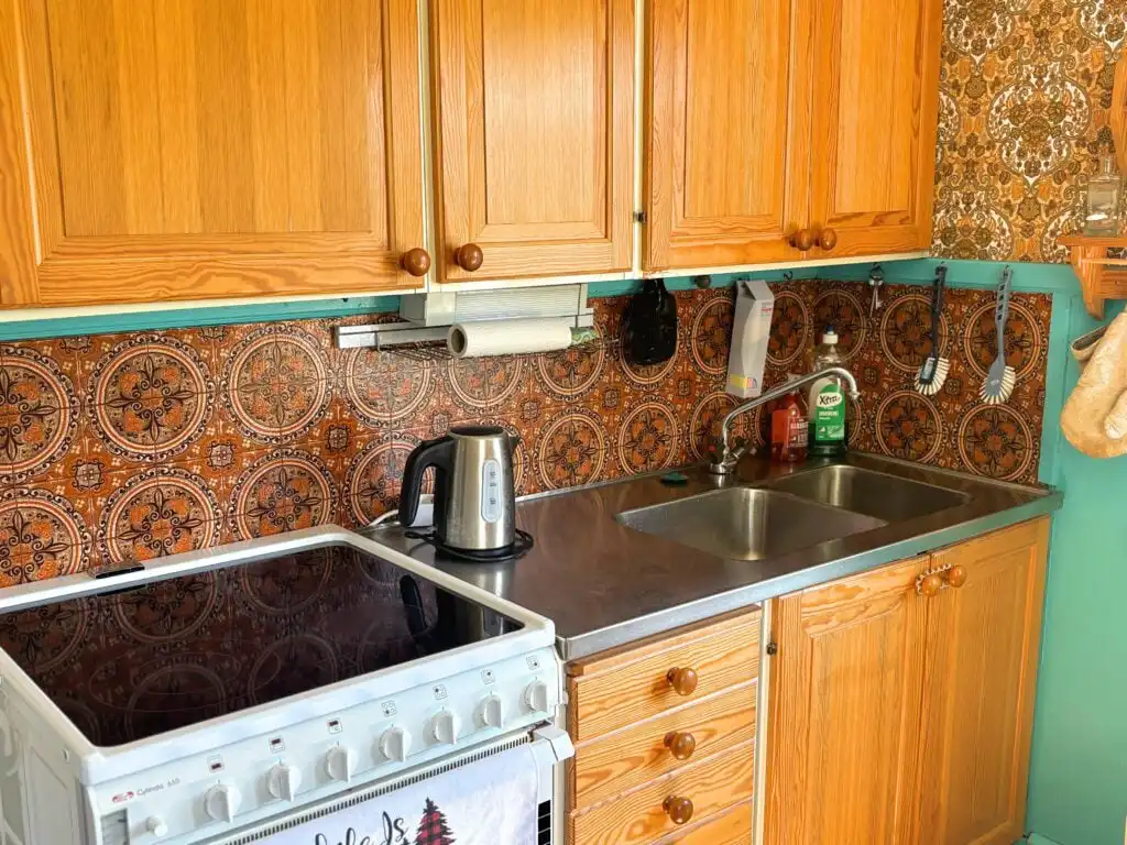 Rustikale Küche im Ferienhaus Hus Hammerstrand